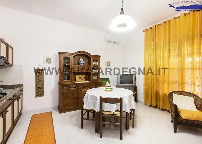 马尔蒙特加纳旅馆 招待所 3*